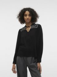 Vero Moda Bluzka w kolorze czarnym rozmiar: S. Czarne bluzki Vero Moda, s, bez wzorów, z wiskozy, klasyczne, bez kołnierzyka, bez ramiączek. Za 43.99 zł.