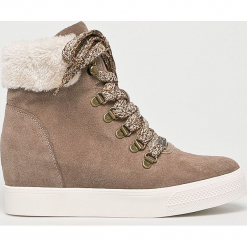 Steve Madden - Botki Windy. Czarne botki Steve Madden, bez wzorów, z materiału, bez obcasa, na koturnie, bez zapięcia. W wyprzedaży za 399.90 zł.
