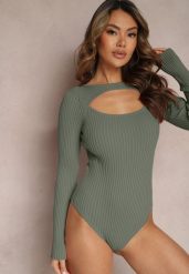 Zielone Body Prążkowane z Wycięciem na Dekolcie Kisse. Zielone body Renee, bez wzorów, z dzianiny. Za 49.99 zł.