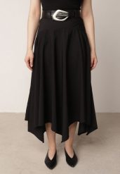 Czarna Rozkloszowana Spódnica z Ozdobnym Paskiem i Asymetrycznym Dołem Pillen. Czarne spódnice Born2be, do pracy, l, bez wzorów, ze skóry, biznesowe, maxi, asymetryczne. Za 149.99 zł.
