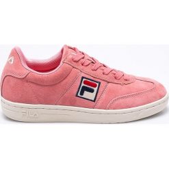 Fila - Buty Portland. Czerwone obuwie sportowe Fila, z gumy, bez zapięcia. W wyprzedaży za 149.90 zł.