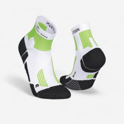 Skarpetki do biegania Kiprun Xtechno Run900 X. Białe skarpety KIPRUN, bez wzorów, z materiału. Za 79.99 zł.