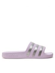 Adidas Klapki Adilette Aqua Slides IE8920 Fioletowy. Fioletowe klapki Adidas, bez wzorów, z tworzywa sztucznego, bez obcasa. Za 99.99 zł.