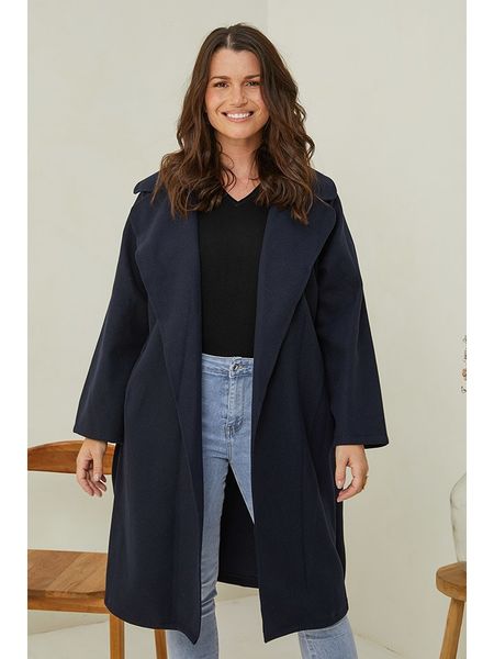 Curvy Lady Płaszcz przejściowy w kolorze granatowym rozmiar: 48/50. Niebieskie płaszcze Curvy Lady, bez wzorów, bez kaptura. Za 143.22 zł.