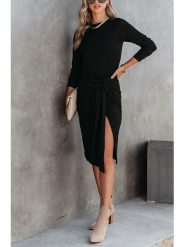 Milan Kiss Sukienka w kolorze czarnym rozmiar: XL. Czarne sukienki Milan Kiss, na co dzień, xl, bez wzorów, bez kołnierzyka, bez ramiączek, midi, proste. Za 149.31 zł.