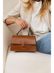 Lia Biassoni Skórzana torebka w kolorze jasnobrązowym - 25 x 16 x 7 cm rozmiar: onesize. Brązowe torby na ramię Lia Biassoni, bez wzorów, z materiału, przez ramię, bez dodatków. Za 282.99 zł.