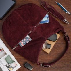Torebka damska skórzana worek shopperka zamszowa duża A4 burgundowa K51. Czerwone torby na laptopa bez wzorów, z zamszu, duże, zamszowe. Za 194.99 zł.