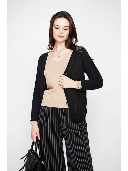 C& Jo Kardigan w kolorze czarnym rozmiar: 36. Czarne kardigany C& Jo, bez wzorów, ze splotem. Za 121.99 zł.