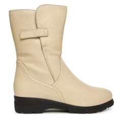 Botki Caprice. Botki Caprice, bez wzorów, bez obcasa, na płaskiej podeszwie, bez zapięcia. Za 649.99 zł.