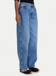 Guess Jeansy W5BA2X D5M47 Niebieski Loose Fit. Niebieskie jeansy Guess, m, z aplikacjami. Za 439.99 zł.