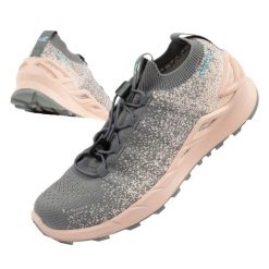 Buty sportowe damskie Lowa Fusion Low. Czerwone obuwie sportowe Lowa, bez zapięcia, trekkingowe. Za 239.00 zł.