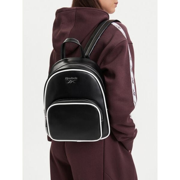 Plecak Reebok. Czarne plecaki Reebok, bez wzorów. Za 189.99 zł.