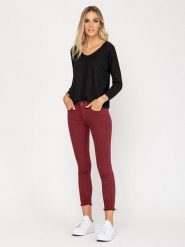 Tantra Sweter w kolorze czarnym rozmiar: onesize. Czarne swetry Tantra, bez wzorów, z wełny, bez ramiączek. Za 126.75 zł.