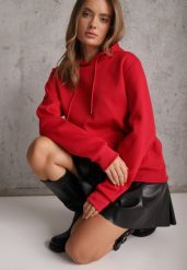 Czerwona Bluza z Kapturem i Kangurową Kieszenią z Przodu Amerie. Czerwone bluzy Renee, l, bez wzorów, z jeansu, z kapturem. Za 69.99 zł.