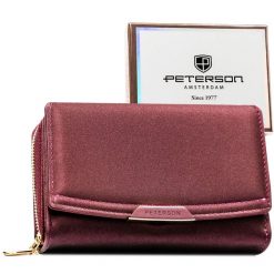 Portfel damski ze skóry ekologicznej w fioletowym kolorze wyposażony w system RFID - Peterson. Fioletowe portfele Peterson, bez wzorów, ze skóry ekologicznej. Za 94.99 zł.