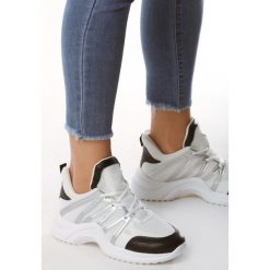 Srebrne Sneakersy Registered. Obuwie sportowe Born2be. Za 89.99 zł.