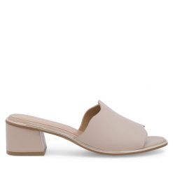 Klapki Lasocki. Brązowe klapki Lasocki, bez wzorów, bez obcasa. Za 119.99 zł.