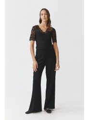 TATUUM Bluzka w kolorze czarnym rozmiar: XL. Czarne bluzki Tatuum, xl, bez wzorów, z koronki, bez kołnierzyka, bez ramiączek. Za 91.77 zł.