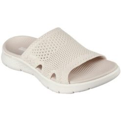 Sandały damskie Skechers Go Walk Flex Sandal. Białe sandały Skechers, bez wzorów, sportowe, bez obcasa, bez zapięcia. Za 390.00 zł.