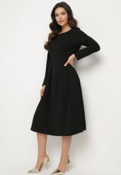 Czarna Elegancka Sukienka Rozkloszowana Temarielis. Czarne sukienki Born2be, l, bez wzorów, eleganckie, bez kołnierzyka, bez ramiączek, midi, oversize. Za 119.99 zł.