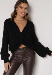 Czarny Sweter Oversize z Domieszką Wełny z Oryginalnym Dekoltem Lawedia. Czarne swetry Born2be, s, bez wzorów, z jeansu, bez ramiączek. Za 99.99 zł.