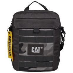 Saszetka na ramię sportowa dla dorosłych Namib Tablet Bag. Czarne torby na ramię Caterpillar, bez wzorów, z materiału, sportowe, na ramię, bez dodatków. Za 149.99 zł.