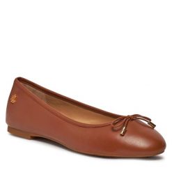 Baleriny LAUREN RALPH LAUREN. Brązowe baleriny Lauren Ralph Lauren, bez wzorów, bez obcasa. Za 409.99 zł.