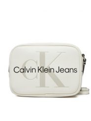 Calvin Klein Jeans Torebka Sculpted Camera Bag18 Mono K60K610275 Biały. Białe listonoszki Calvin Klein Jeans, bez wzorów, z jeansu, bez dodatków. Za 299.99 zł.