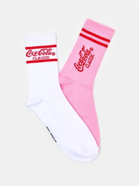 Skarpetki 2 pack Coca-Cola - wielobarwny. Skarpety Sinsay, bez wzorów. Za 12.99 zł.
