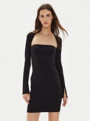 Gina Tricot Sukienka codzienna 23511 Czarny Slim Fit. Czarne sukienki Gina Tricot, na co dzień, xs, bez wzorów, z wiskozy, bez kołnierzyka, bez ramiączek, proste. Za 109.99 zł.
