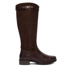 Kozaki Josef Seibel. Brązowe kozaki Josef Seibel, bez obcasa, na płaskiej podeszwie, bez zapięcia. Za 649.99 zł.