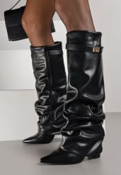 Czarne Eleganckie Kozaki na Słupku z Marszczoną Cholewką Imitującą Nogawkę Favea. Czarne kozaki Renee, z jeansu, bez obcasa, na obcasie, bez zapięcia. Za 169.99 zł.