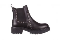 Botki Bayla-161 050-0504 Black, Czarny, Skóra naturalna - 38. Czarne botki Bayla, bez wzorów, ze skóry, bez obcasa, bez zapięcia. W wyprzedaży za 179.10 zł.