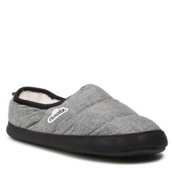 Kapcie Nuvola. Szare obuwie domowe Nuvola, bez wzorów, bez zapięcia. Za 149.99 zł.