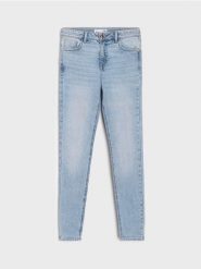 Jeansy skinny z efektem sprania - niebieski. Niebieskie jeansy Sinsay, l, bez wzorów. Za 49.99 zł.