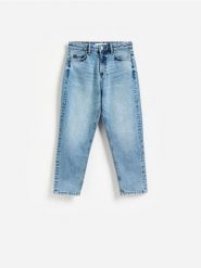 Jeansy mom fit z krótszą nogawką - niebieski. Niebieskie jeansy Reserved, bez wzorów. Za 129.99 zł.