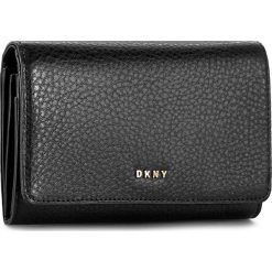 Duży Portfel Damski DKNY - Slgs-Chelsea Vinta R362320204 Black 001. Czarne portfele DKNY, bez wzorów, ze skóry. W wyprzedaży za 289.00 zł.