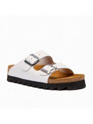 Comfortfusse Skórzane klapki "Troy" w kolorze białym rozmiar: 42. Białe klapki Comfortfüße, bez wzorów, z otwartym noskiem, bez obcasa. Za 260.99 zł.