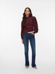 Vero Moda Sweter w kolorze bordowym rozmiar: XS. Czerwone swetry Vero Moda, xs, bez wzorów, bez ramiączek. Za 48.05 zł.