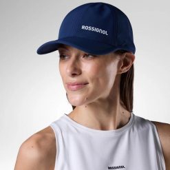 Czapka z daszkiem Rossignol Active. Niebieskie czapki Rossignol, bez wzorów, sportowe. Za 149.00 zł.