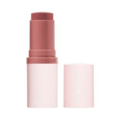 KYLIE COSMETICS Kylie Cosmetics Powder Blush Stick - 821 - Meet Me There, 12g Róż do policzków 5 g 821 - MEET ME THERE. Róże KYLIE COSMETICS. Za 95.20 zł.