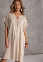 Beżowa Sukienka o Pudełkowym Kroju z Lnem i Wiskozą Zdobiona Guzikiem Mezynore. Brązowe sukienki Renee, na imprezę, plus size, z aplikacjami, z bawełny, wakacyjne, bez kołnierzyka, plus size, bez ramiączek, midi. Za 89.99 zł.