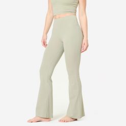 Legginsy do jogi i pilatesu Breathe flare. Zielone legginsy KIMJALY, xl, bez wzorów, z elastanu, na jogę i pilates. Za 119.99 zł.