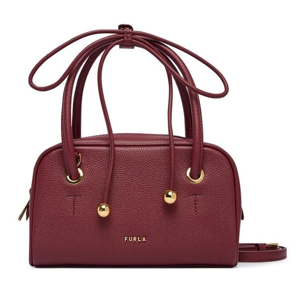Torebka Furla. Czerwone torebki klasyczne Furla, bez wzorów, bez dodatków. Za 1,169.00 zł.