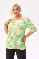 Bluzka Spring z krótkim rękawem i lekką bufką w pastelowych kolorach żółtego i zieleni PLUS SIZE XXL. Zielone bluzki Moda Size Plus Iwanek, plus size, bez wzorów, z elastanu, biznesowe, bez kołnierzyka, plus size, bez ramiączek. W wyprzedaży za 99.90 zł.