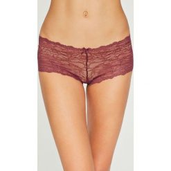 Dorina - Figi Layla. Fioletowe figi Dorina, s, bez wzorów, z elastanu. W wyprzedaży za 27.90 zł.
