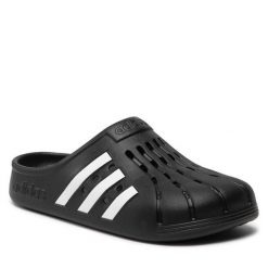 Klapki adidas. Czarne klapki Adidas, bez wzorów, bez obcasa. Za 169.99 zł.