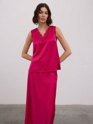 BGN Top w kolorze różowym rozmiar: 38. Różowe topy BGN, bez wzorów, bez kołnierzyka, bez ramiączek. Za 56.99 zł.