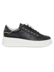 Patrizia Pepe Skórzane sneakersy w kolorze czarnym rozmiar: 40. Czarne trampki Patrizia Pepe, bez wzorów, bez zapięcia. Za 494.45 zł.