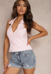 Niebieskie Szorty Jeansowe z Bawełny High Waist Ozdobione Przetarciami Lucibea. Niebieskie szorty Renee, bez wzorów, z bawełny, eleganckie, z podwyższonym stanem. Za 49.99 zł.
